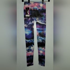 Galactic aurora design leggings clouds sunset blue pink retro XS Winter Forest